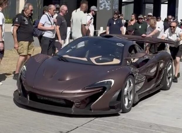 mclarenp1hdkLazanteBluechipcollectionUk 2025-07-14 at 12.46.47