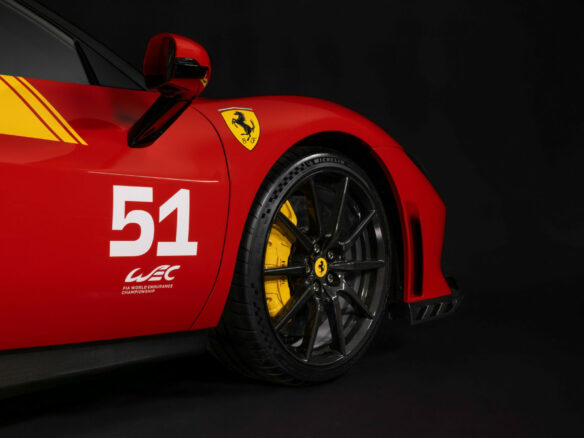 Piloti Ferrari 296 Speciale