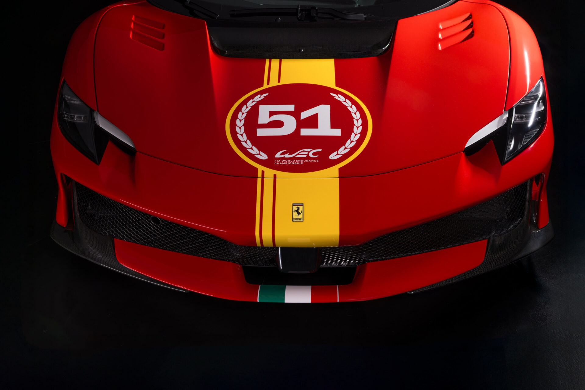 Piloti Ferrari 296 Speciale